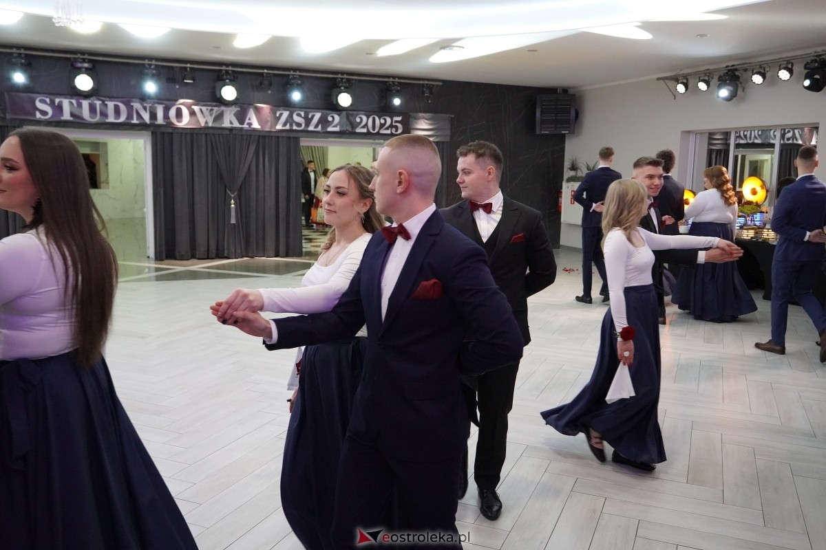 Studniówka w Zespole Szkół Zawodowych nr 2 w Ostrołęce [01.02.2025] - zdjęcie #211 - eOstroleka.pl