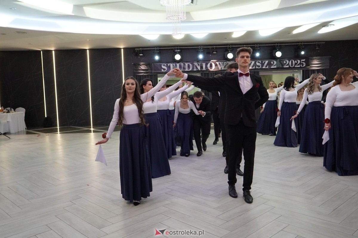 Studniówka w Zespole Szkół Zawodowych nr 2 w Ostrołęce [01.02.2025] - zdjęcie #202 - eOstroleka.pl