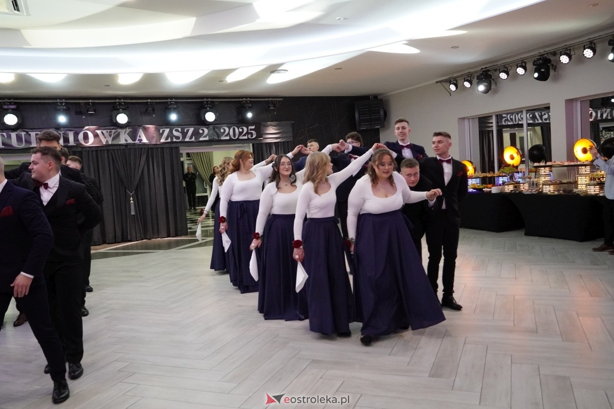 Studniówka w Zespole Szkół Zawodowych nr 2 w Ostrołęce [01.02.2025] - zdjęcie #200 - eOstroleka.pl