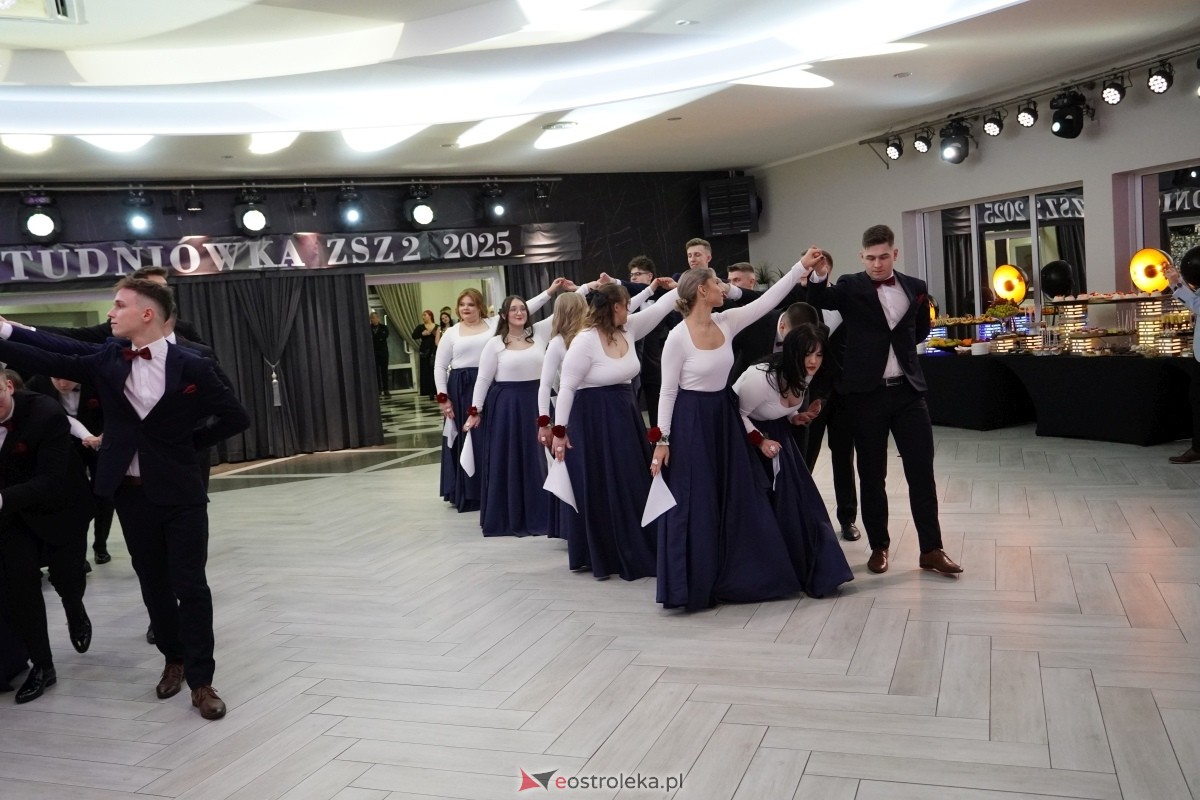 Studniówka w Zespole Szkół Zawodowych nr 2 w Ostrołęce [01.02.2025] - zdjęcie #199 - eOstroleka.pl