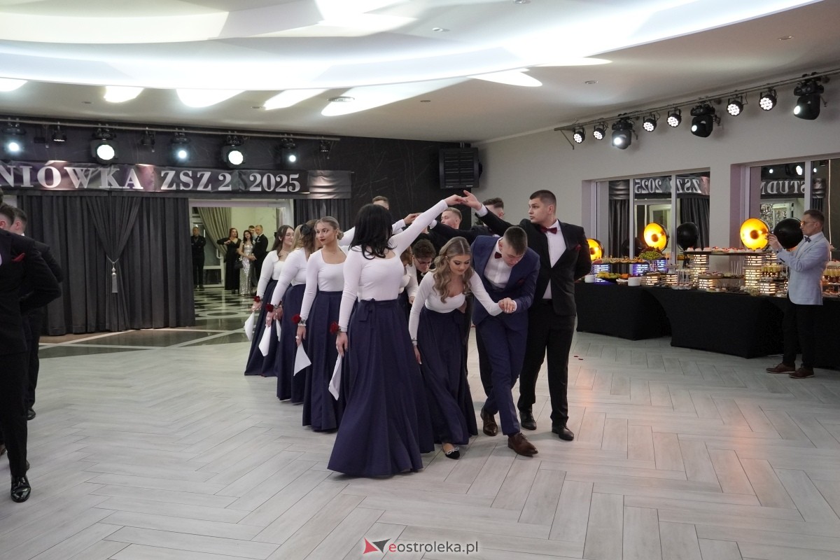 Studniówka w Zespole Szkół Zawodowych nr 2 w Ostrołęce [01.02.2025] - zdjęcie #197 - eOstroleka.pl