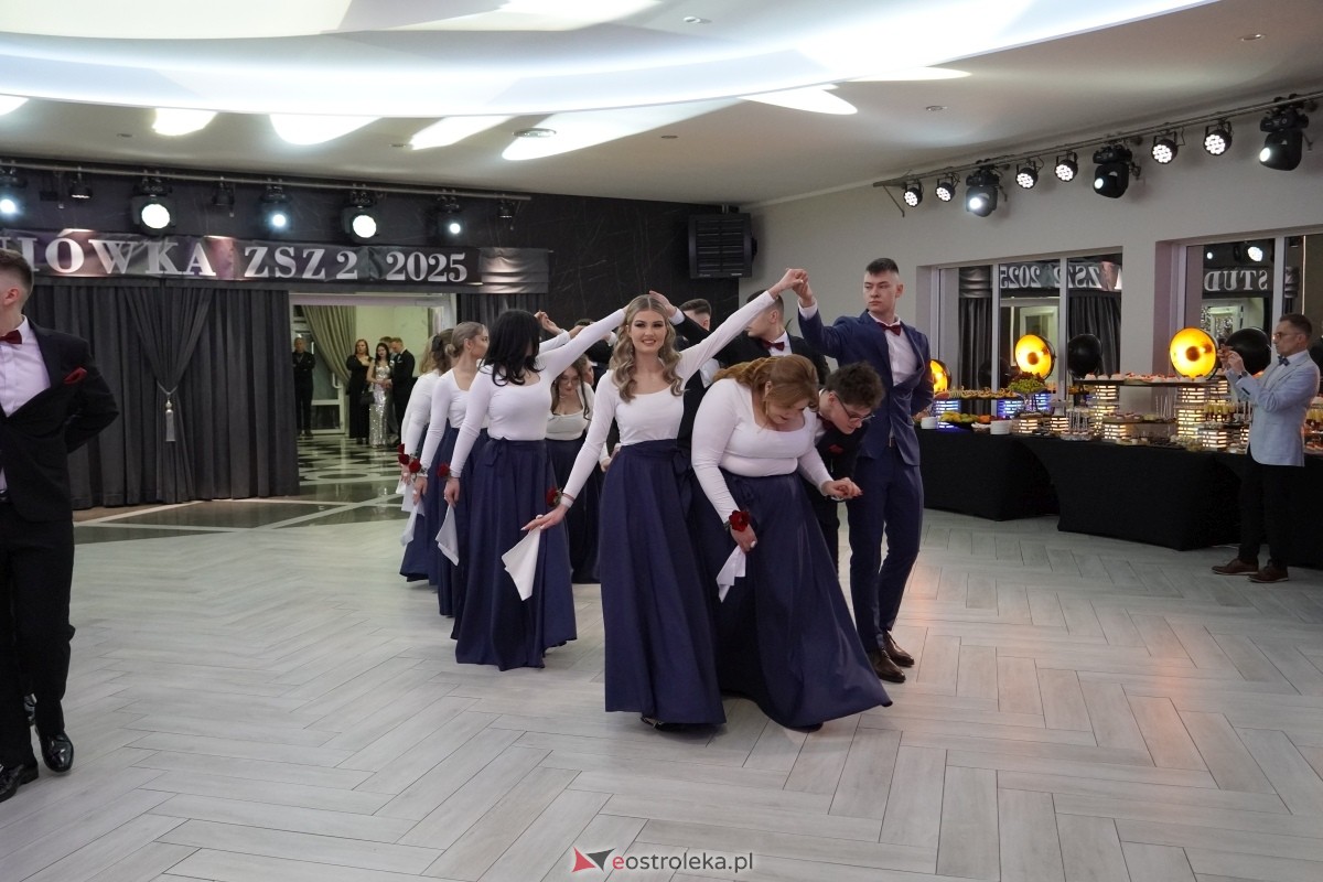 Studniówka w Zespole Szkół Zawodowych nr 2 w Ostrołęce [01.02.2025] - zdjęcie #196 - eOstroleka.pl