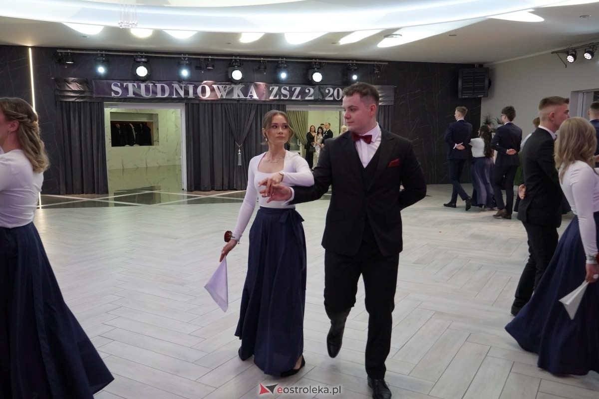 Studniówka w Zespole Szkół Zawodowych nr 2 w Ostrołęce [01.02.2025] - zdjęcie #189 - eOstroleka.pl