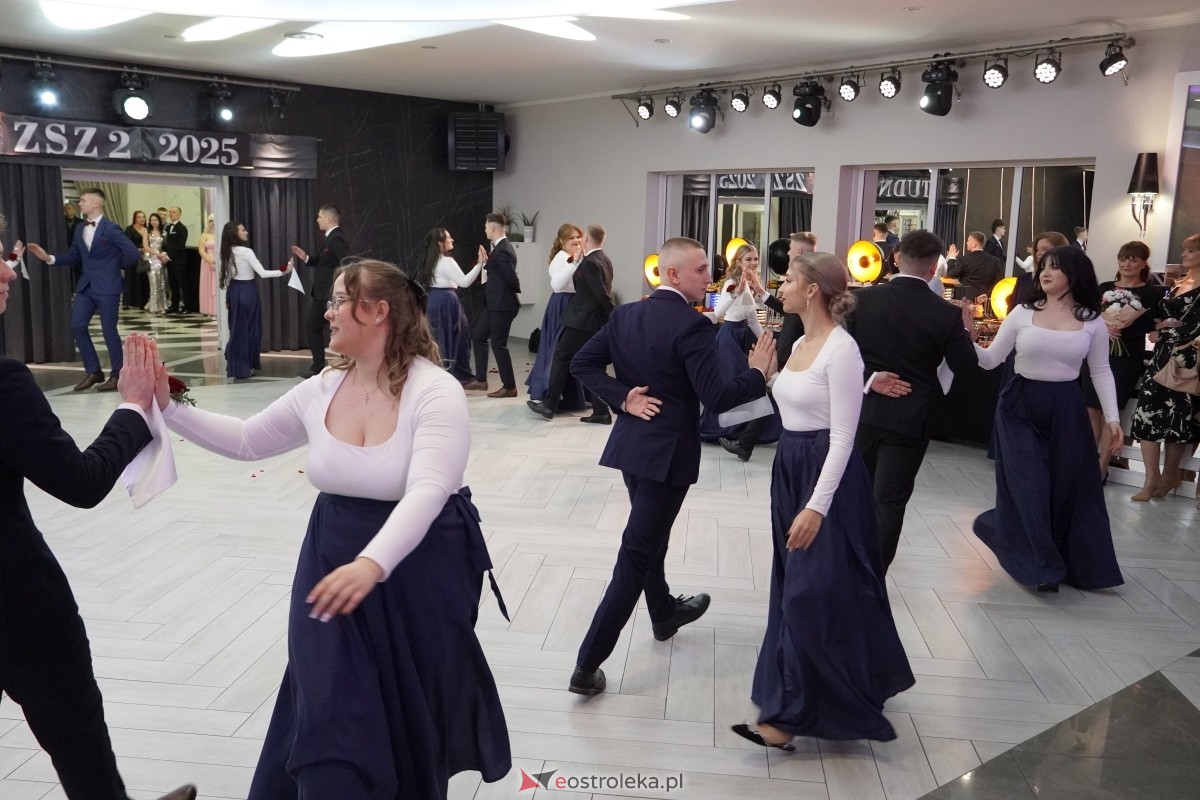 Studniówka w Zespole Szkół Zawodowych nr 2 w Ostrołęce [01.02.2025] - zdjęcie #186 - eOstroleka.pl