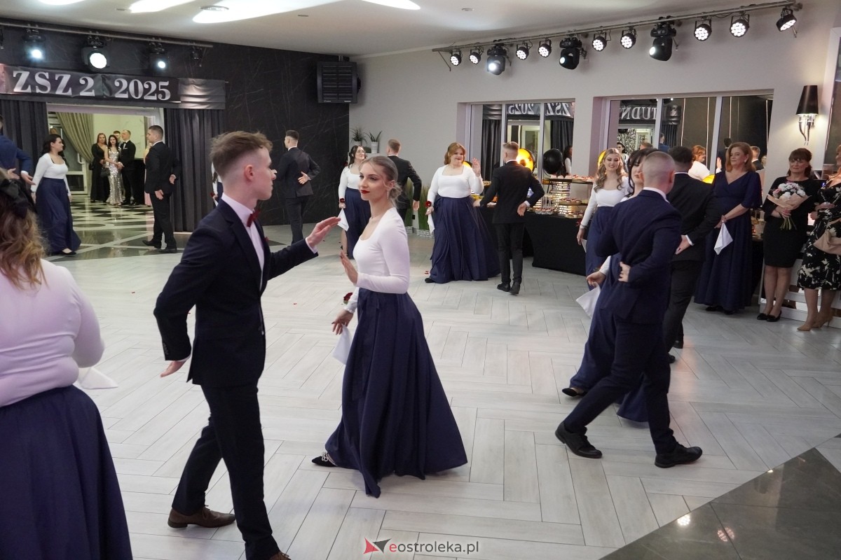 Studniówka w Zespole Szkół Zawodowych nr 2 w Ostrołęce [01.02.2025] - zdjęcie #184 - eOstroleka.pl