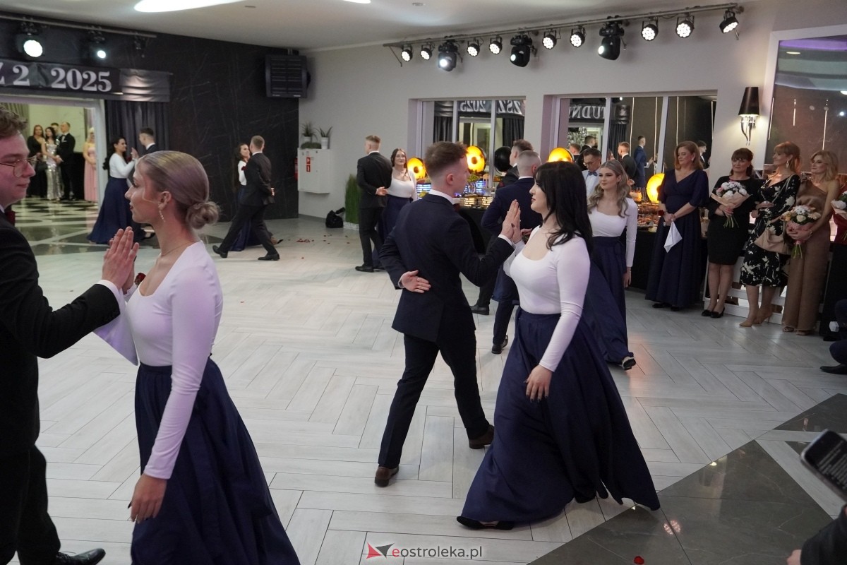 Studniówka w Zespole Szkół Zawodowych nr 2 w Ostrołęce [01.02.2025] - zdjęcie #182 - eOstroleka.pl