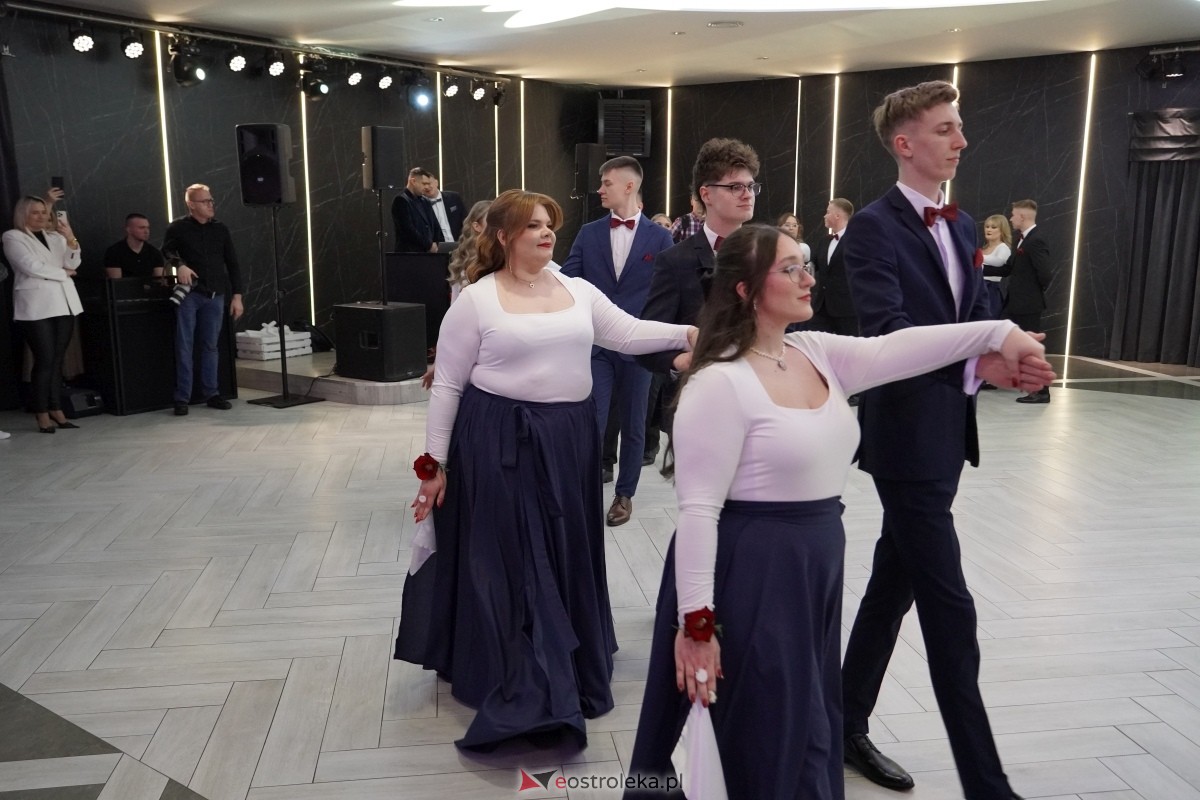 Studniówka w Zespole Szkół Zawodowych nr 2 w Ostrołęce [01.02.2025] - zdjęcie #168 - eOstroleka.pl