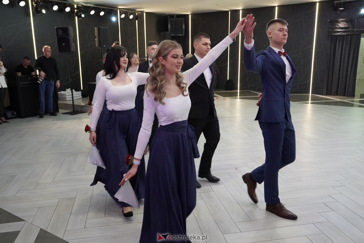 Studniówka w Zespole Szkół Zawodowych nr 2 w Ostrołęce [01.02.2025] - zdjęcie #167 - eOstroleka.pl