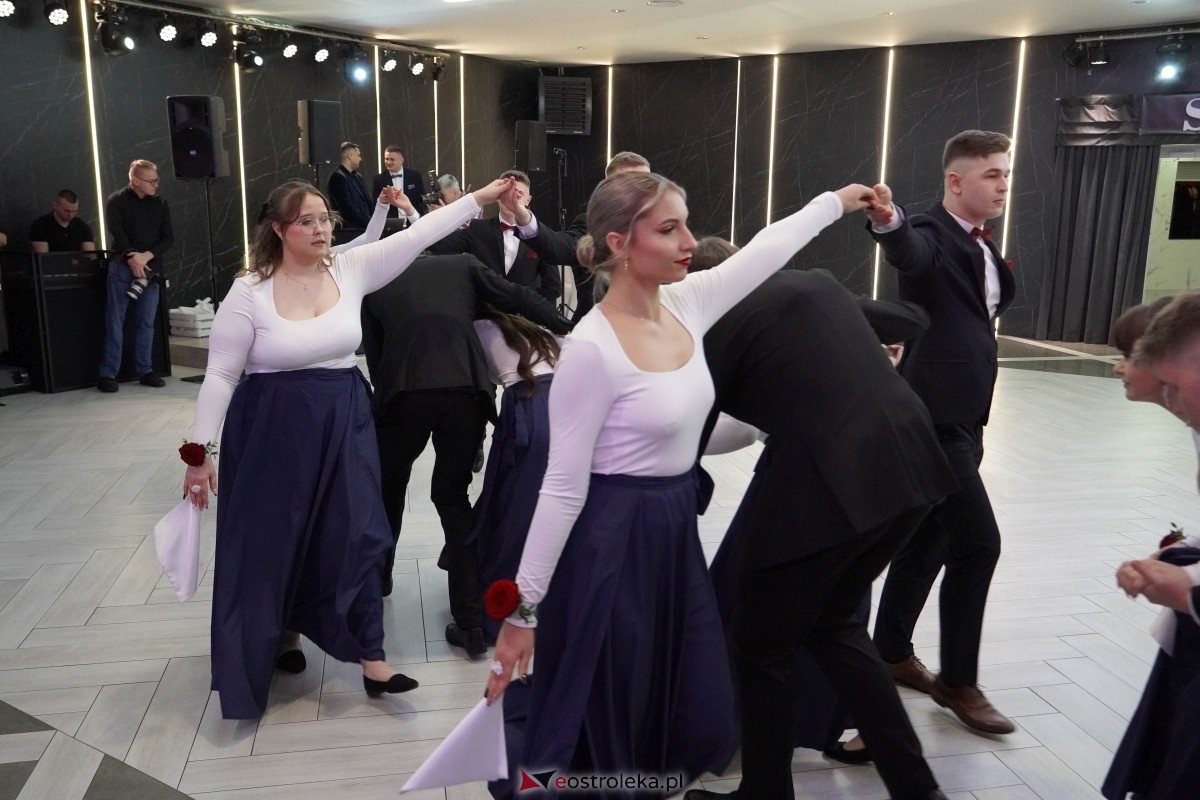 Studniówka w Zespole Szkół Zawodowych nr 2 w Ostrołęce [01.02.2025] - zdjęcie #163 - eOstroleka.pl