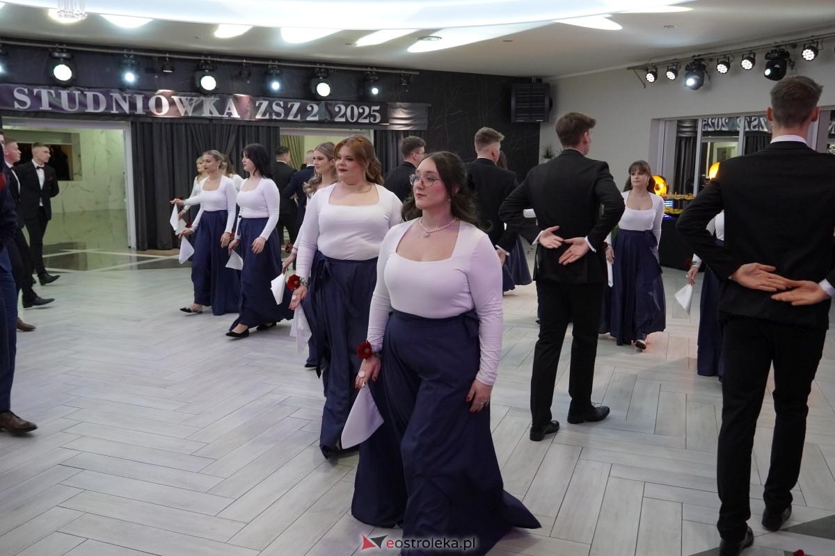 Studniówka w Zespole Szkół Zawodowych nr 2 w Ostrołęce [01.02.2025] - zdjęcie #150 - eOstroleka.pl