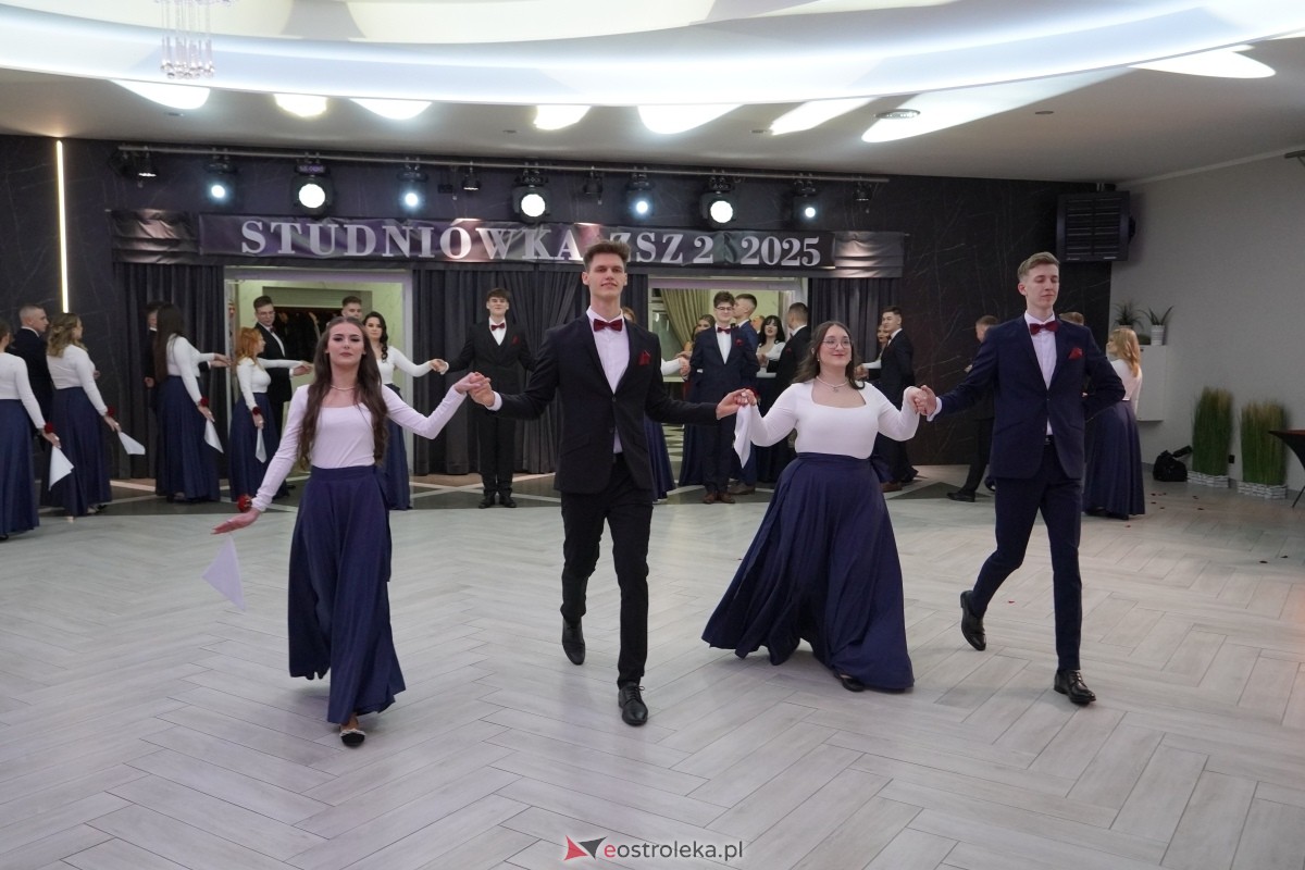 Studniówka w Zespole Szkół Zawodowych nr 2 w Ostrołęce [01.02.2025] - zdjęcie #139 - eOstroleka.pl