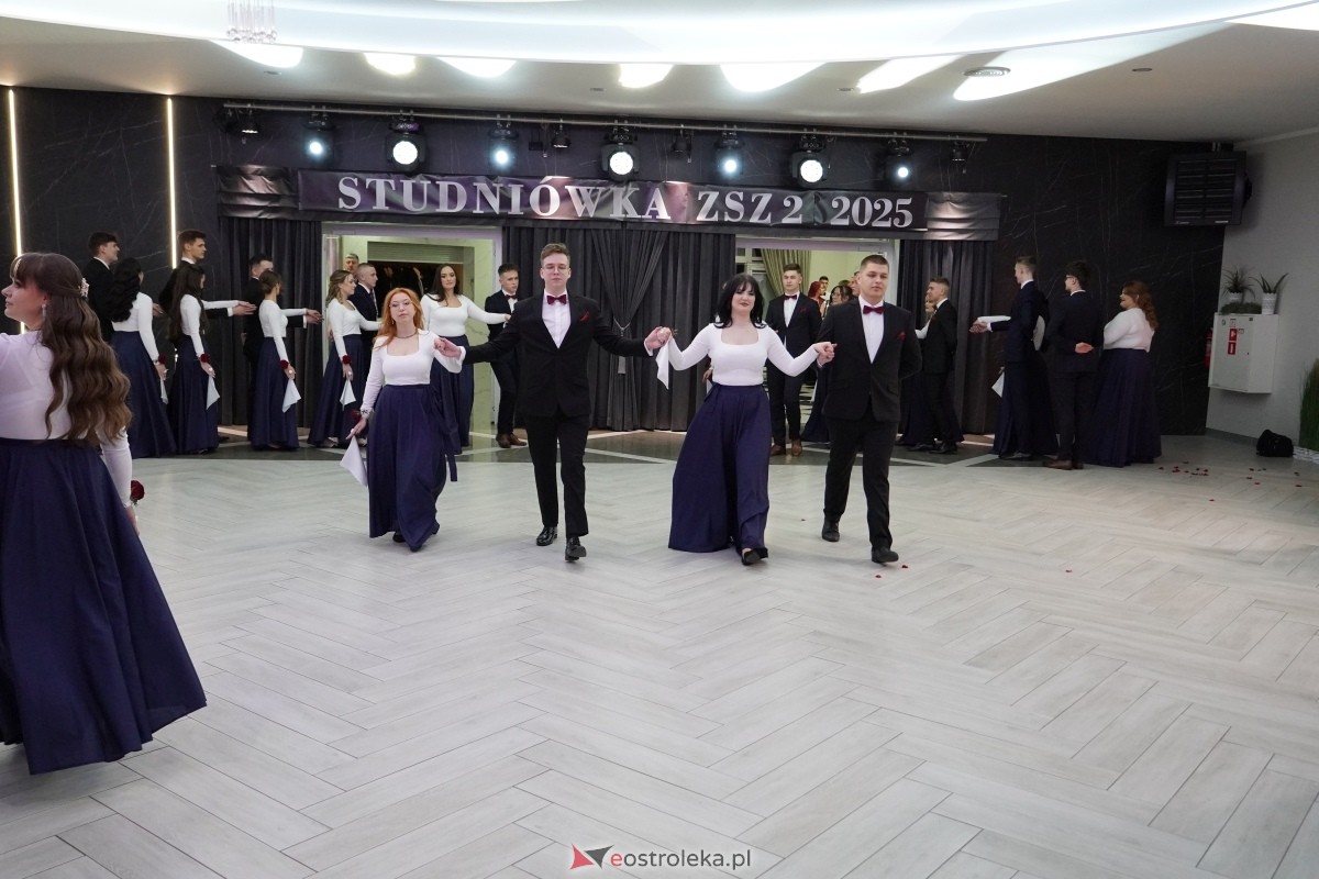 Studniówka w Zespole Szkół Zawodowych nr 2 w Ostrołęce [01.02.2025] - zdjęcie #134 - eOstroleka.pl