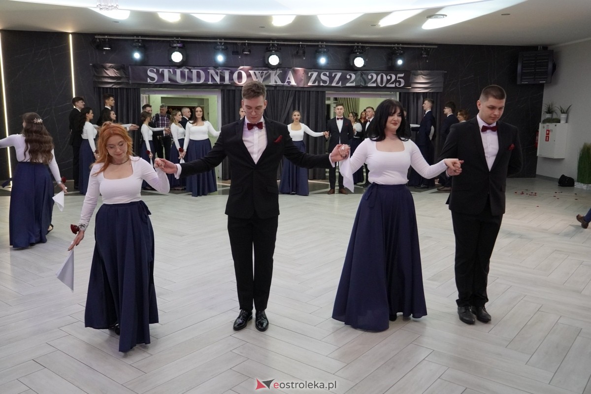 Studniówka w Zespole Szkół Zawodowych nr 2 w Ostrołęce [01.02.2025] - zdjęcie #132 - eOstroleka.pl