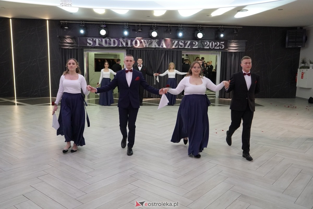 Studniówka w Zespole Szkół Zawodowych nr 2 w Ostrołęce [01.02.2025] - zdjęcie #129 - eOstroleka.pl