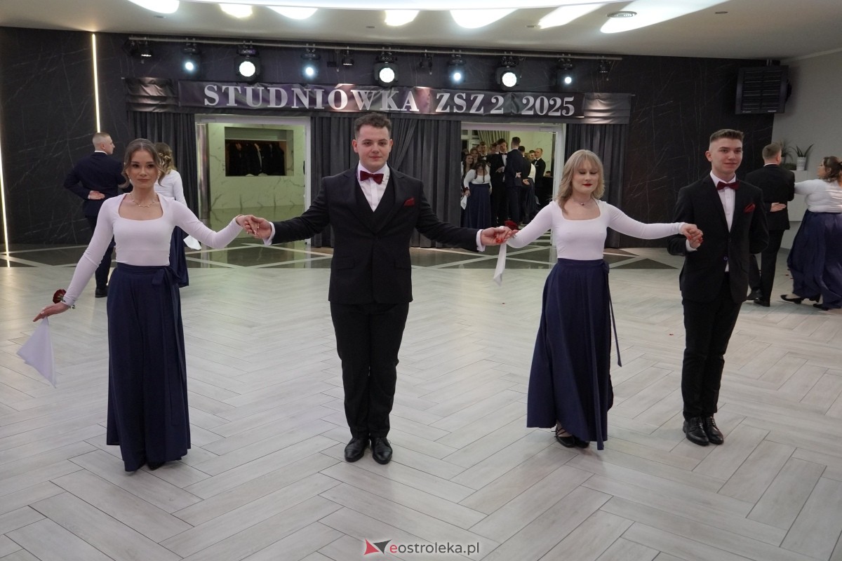 Studniówka w Zespole Szkół Zawodowych nr 2 w Ostrołęce [01.02.2025] - zdjęcie #126 - eOstroleka.pl