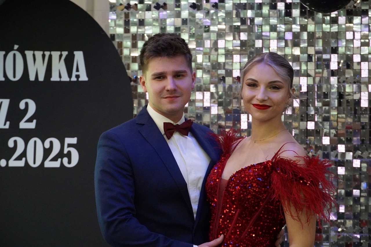 Studniówka w Zespole Szkół Zawodowych nr 2 w Ostrołęce [01.02.2025] - zdjęcie #121 - eOstroleka.pl