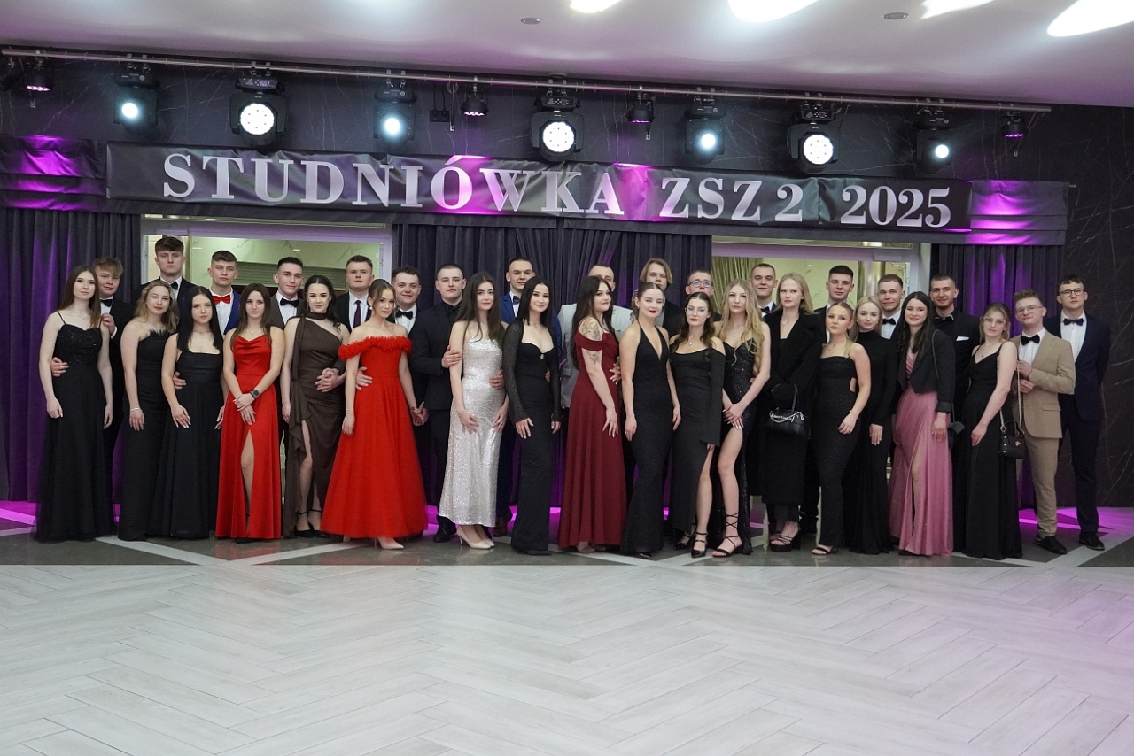 Studniówka w Zespole Szkół Zawodowych nr 2 w Ostrołęce [01.02.2025] - zdjęcie #103 - eOstroleka.pl