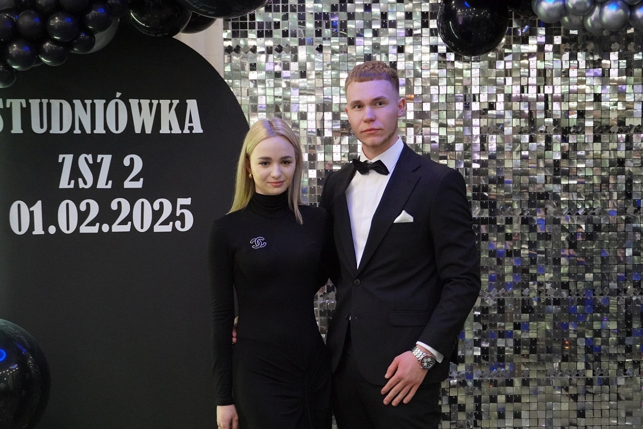 Studniówka w Zespole Szkół Zawodowych nr 2 w Ostrołęce [01.02.2025] - zdjęcie #86 - eOstroleka.pl