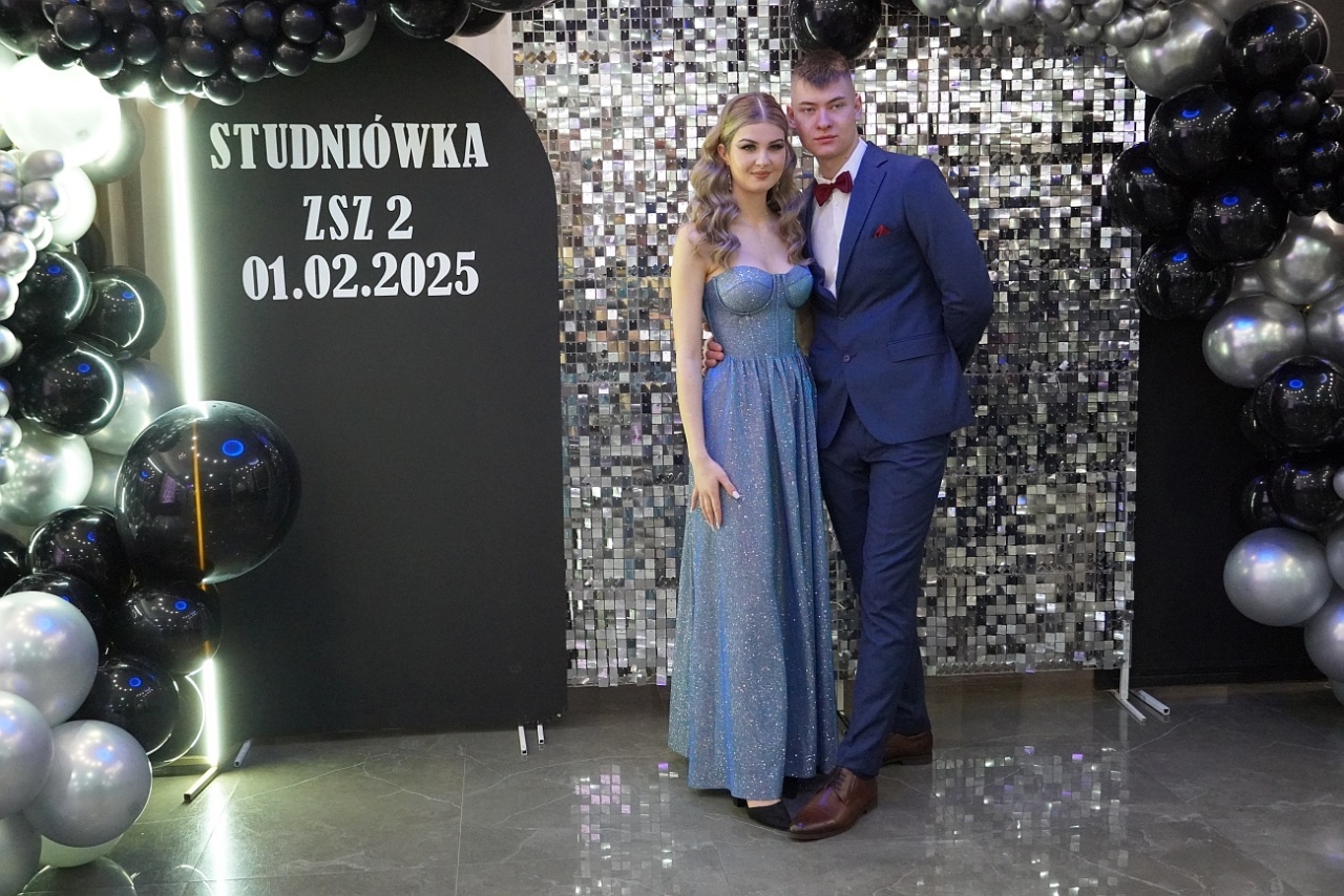 Studniówka w Zespole Szkół Zawodowych nr 2 w Ostrołęce [01.02.2025] - zdjęcie #79 - eOstroleka.pl