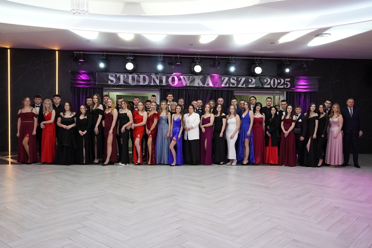 Studniówka w Zespole Szkół Zawodowych nr 2 w Ostrołęce [01.02.2025] - zdjęcie #55 - eOstroleka.pl