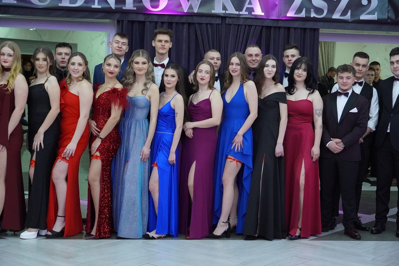 Studniówka w Zespole Szkół Zawodowych nr 2 w Ostrołęce [01.02.2025] - zdjęcie #50 - eOstroleka.pl