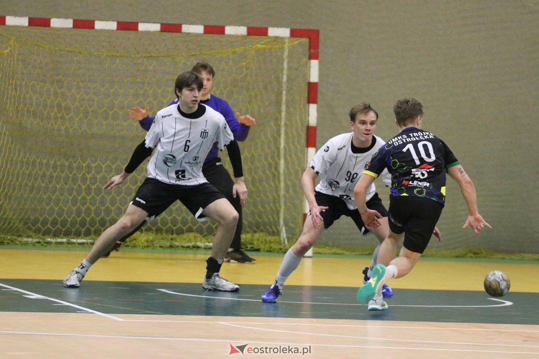 Trójka Ostrołęka - Warszawianka [01.02.2025] - zdjęcie #11 - eOstroleka.pl