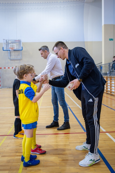 Turniej piłki nożnej w ramach ferii zimowych 2025 - zdjęcie #27 - eOstroleka.pl