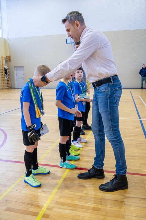 Turniej piłki nożnej w ramach ferii zimowych 2025 - zdjęcie #3 - eOstroleka.pl