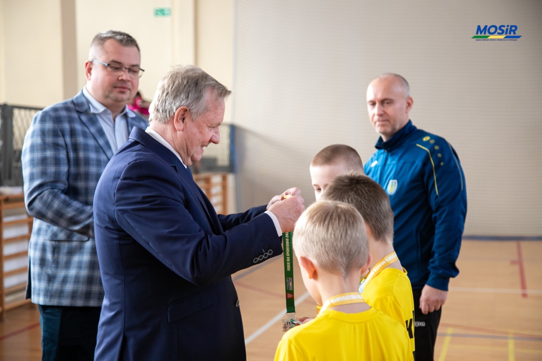 Ferie zimowe 2025 - drugi turniej piłki nożnej - zdjęcie #37 - eOstroleka.pl