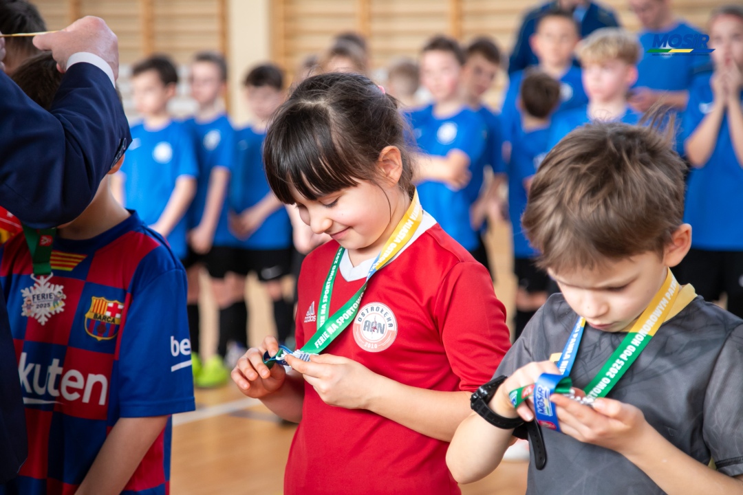 Ferie zimowe 2025 - drugi turniej piłki nożnej - zdjęcie #31 - eOstroleka.pl