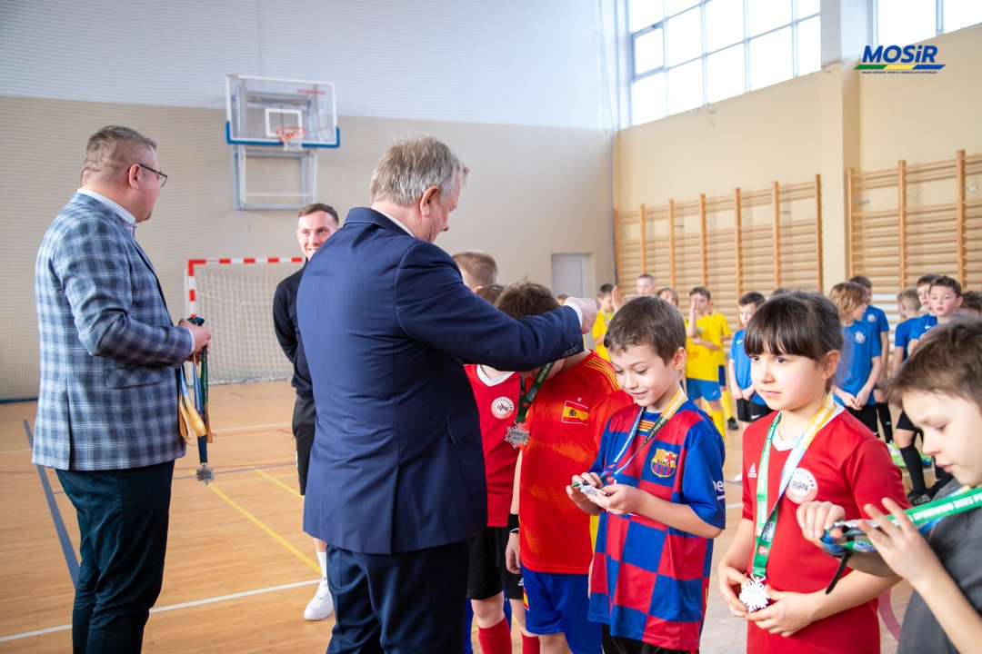 Ferie zimowe 2025 - drugi turniej piłki nożnej - zdjęcie #30 - eOstroleka.pl