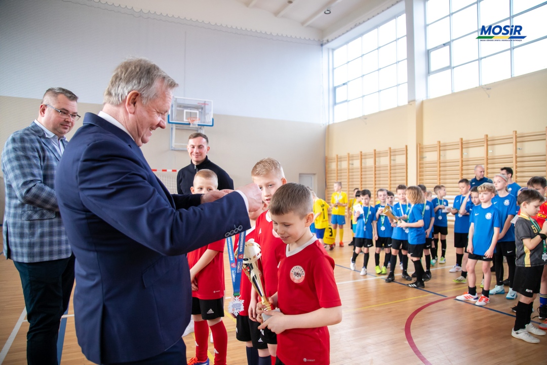 Ferie zimowe 2025 - drugi turniej piłki nożnej - zdjęcie #11 - eOstroleka.pl