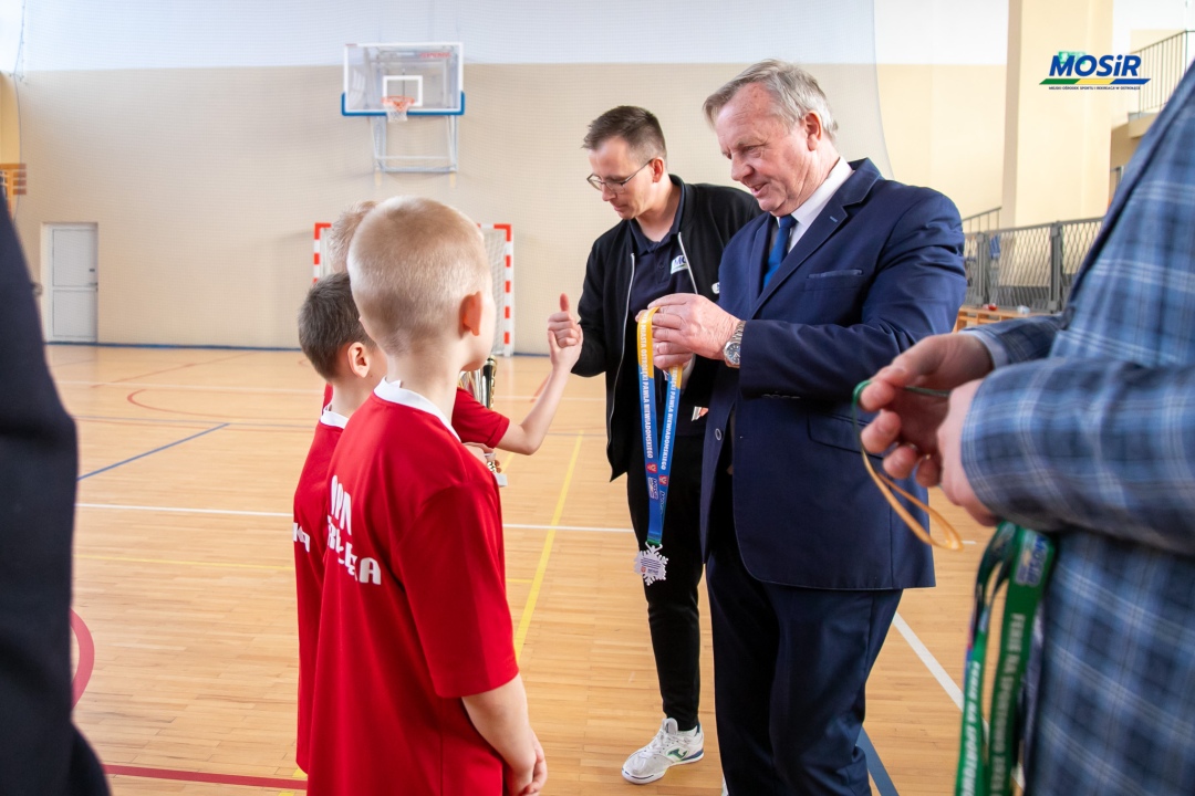 Ferie zimowe 2025 - drugi turniej piłki nożnej - zdjęcie #10 - eOstroleka.pl