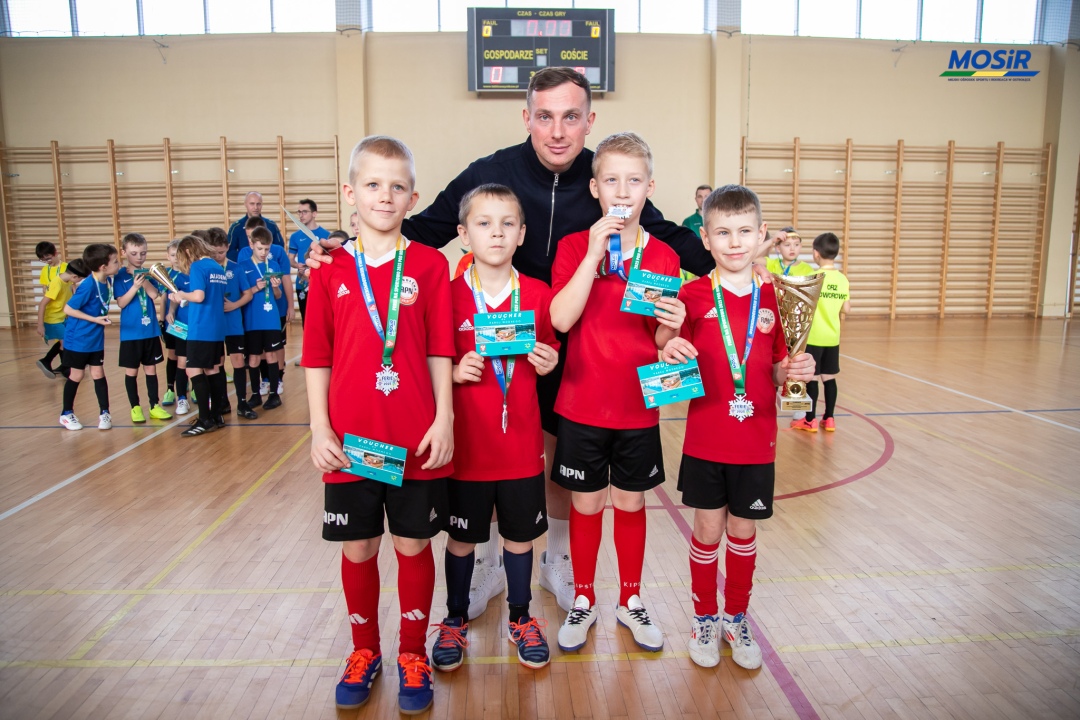 Ferie zimowe 2025 - drugi turniej piłki nożnej - zdjęcie #8 - eOstroleka.pl