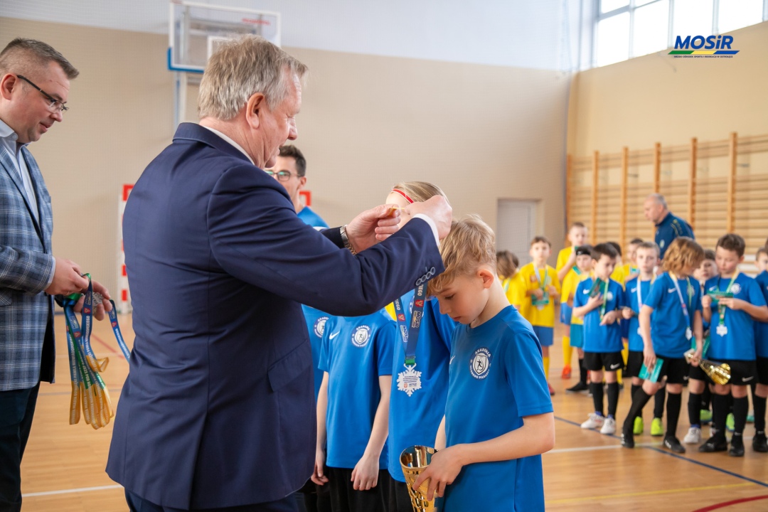 Ferie zimowe 2025 - drugi turniej piłki nożnej - zdjęcie #6 - eOstroleka.pl