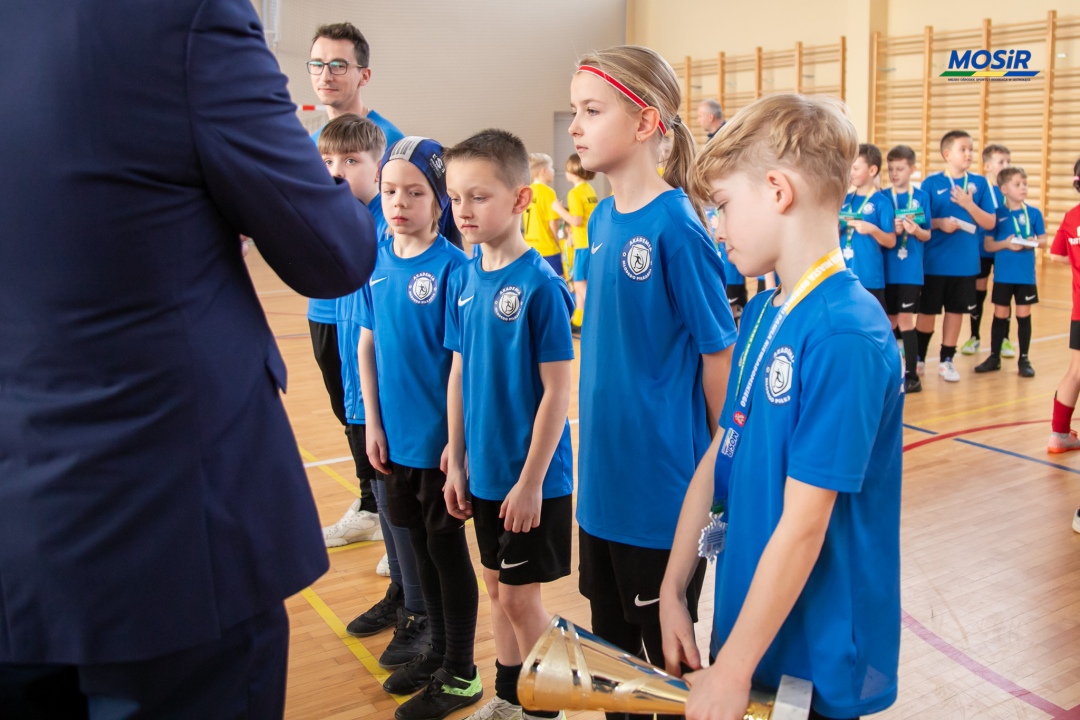 Ferie zimowe 2025 - drugi turniej piłki nożnej - zdjęcie #5 - eOstroleka.pl