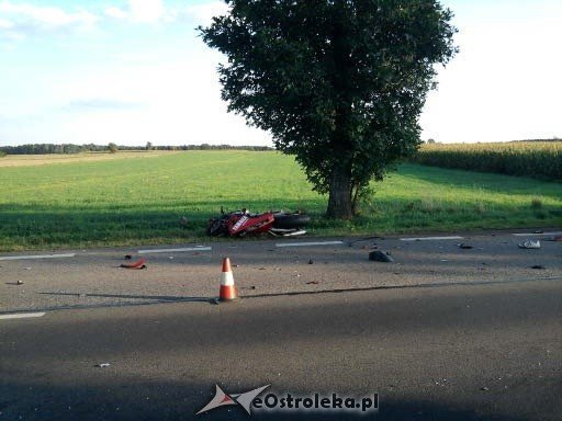 Wypadek na trasie Różan - Szelków DK-61 (06.09.2011) - zdjęcie #8 - eOstroleka.pl