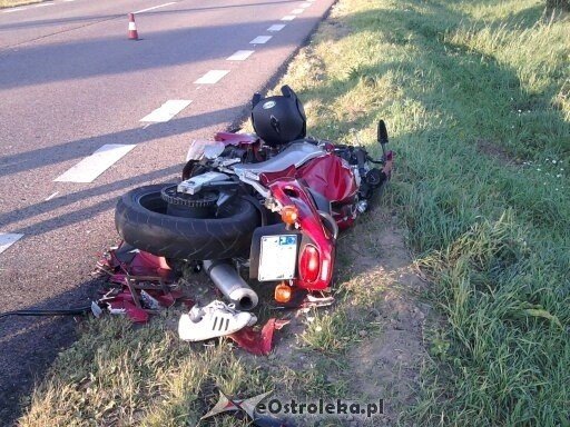 Wypadek na trasie Różan - Szelków DK-61 (06.09.2011) - zdjęcie #13 - eOstroleka.pl
