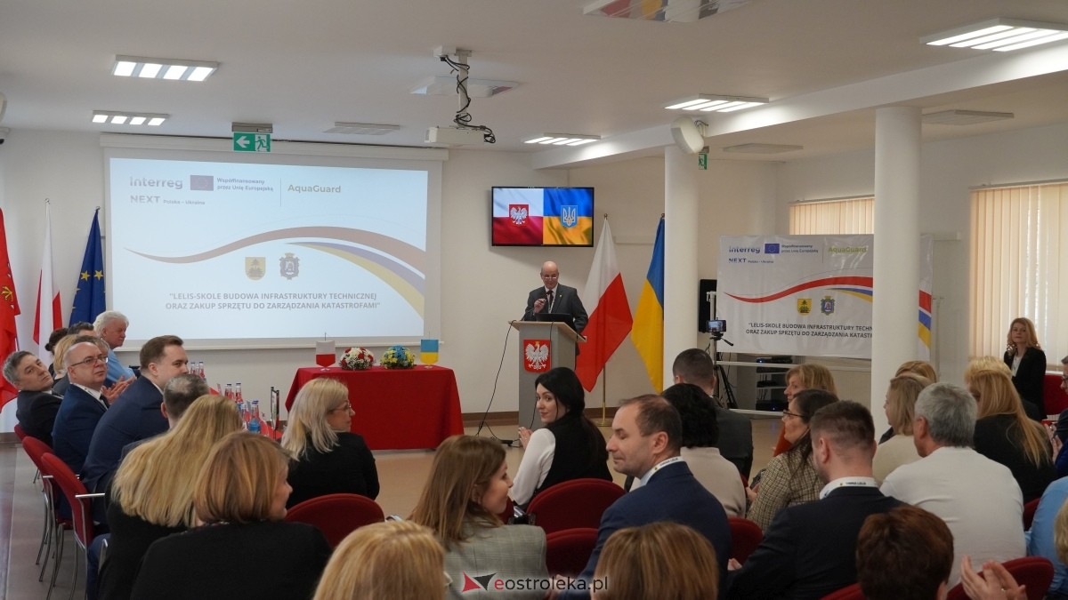 Konferencja otwarcia projektu “Lelis-Skole budowa infrastruktury technicznej oraz zakup sprzętu do zarządzania katastrofami” [05.02.2025] - zdjęcie #29 - eOstroleka.pl
