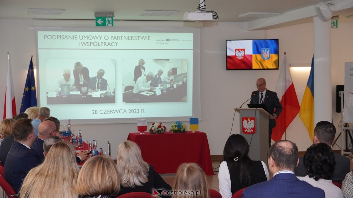 Konferencja otwarcia projektu “Lelis-Skole budowa infrastruktury technicznej oraz zakup sprzętu do zarządzania katastrofami” [05.02.2025] - zdjęcie #1 - eOstroleka.pl