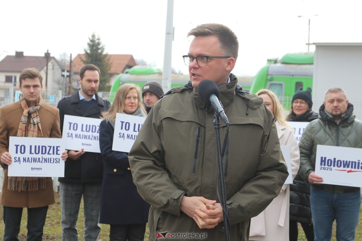 Szymon Hołownia w Ostrołęce [7.02.2025] - zdjęcie #5 - eOstroleka.pl