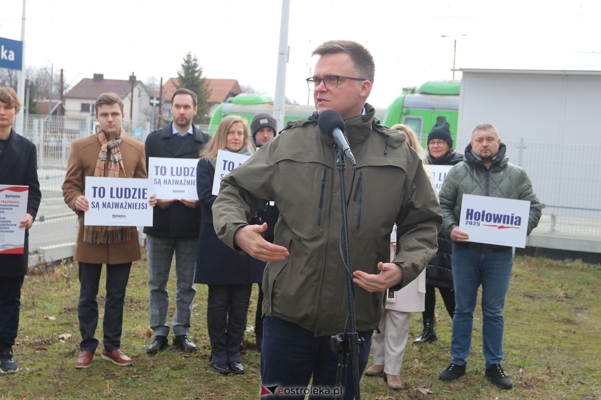 Szymon Hołownia w Ostrołęce [7.02.2025] - zdjęcie #3 - eOstroleka.pl