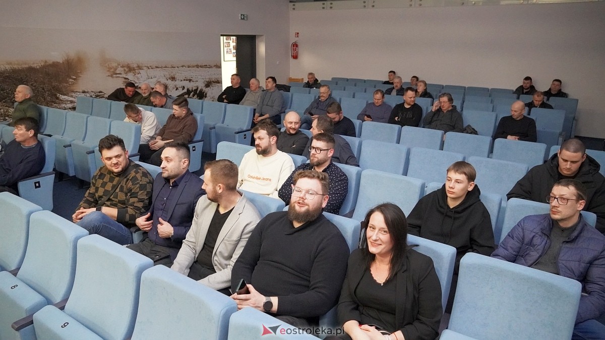 Spotkanie z politykami Konfederacji w Kadzidle [07.01.2025] - zdjęcie #38 - eOstroleka.pl