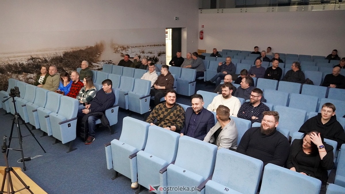 Spotkanie z politykami Konfederacji w Kadzidle [07.01.2025] - zdjęcie #36 - eOstroleka.pl