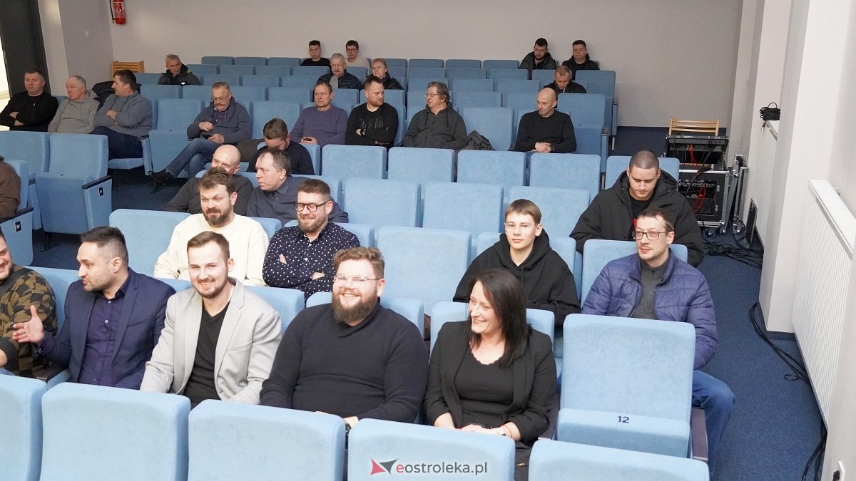 Spotkanie z politykami Konfederacji w Kadzidle [07.01.2025] - zdjęcie #32 - eOstroleka.pl