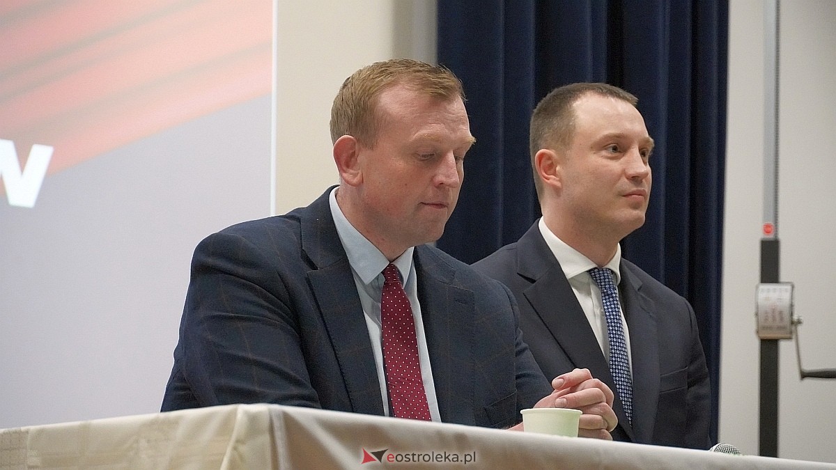 Spotkanie z politykami Konfederacji w Kadzidle [07.01.2025] - zdjęcie #24 - eOstroleka.pl