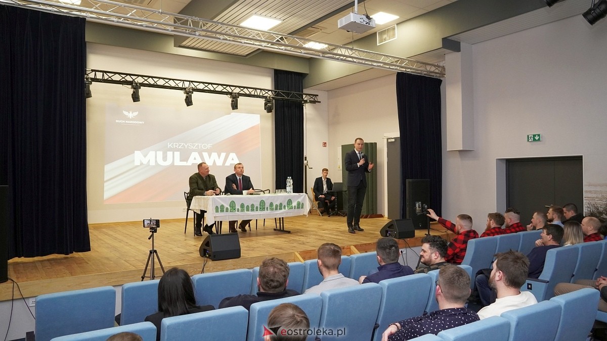 Spotkanie z politykami Konfederacji w Kadzidle [07.01.2025] - zdjęcie #19 - eOstroleka.pl