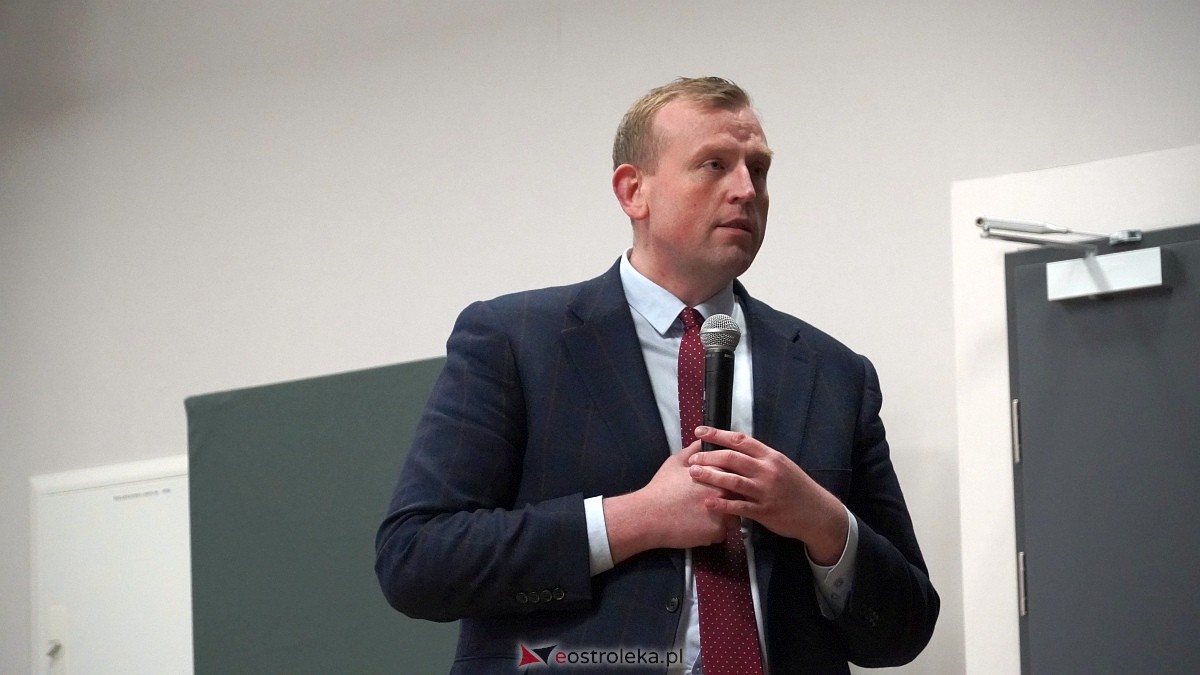 Spotkanie z politykami Konfederacji w Kadzidle [07.01.2025] - zdjęcie #14 - eOstroleka.pl