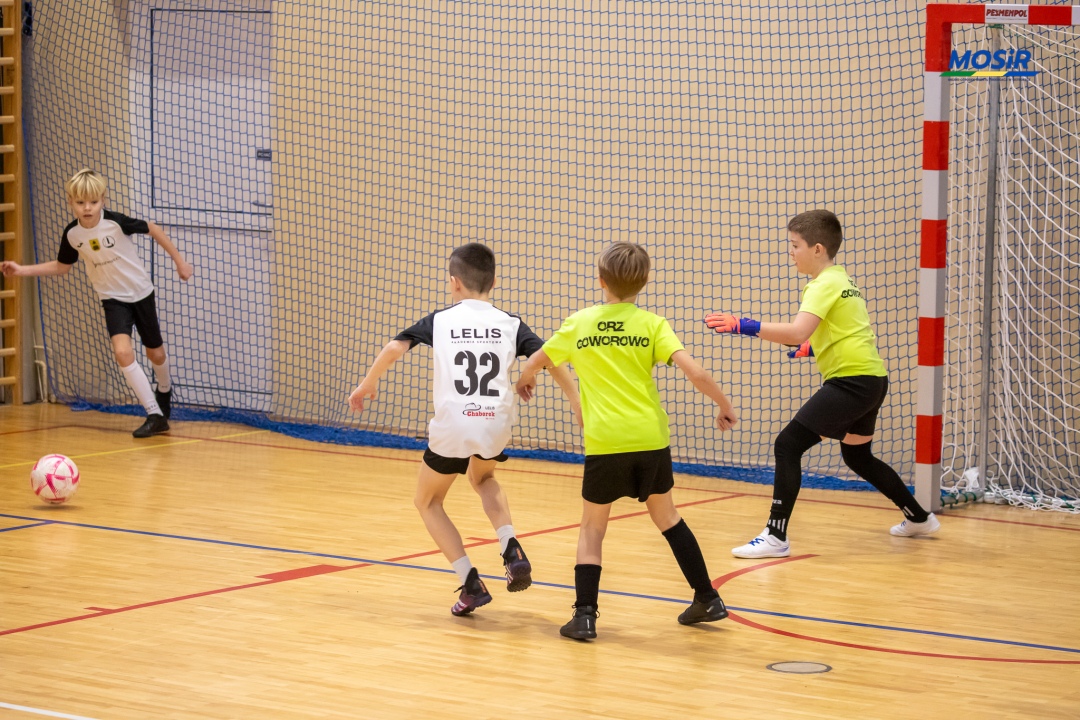 Turniej piłki nożnej Ostrołęka ferie 2025 - zdjęcie #54 - eOstroleka.pl