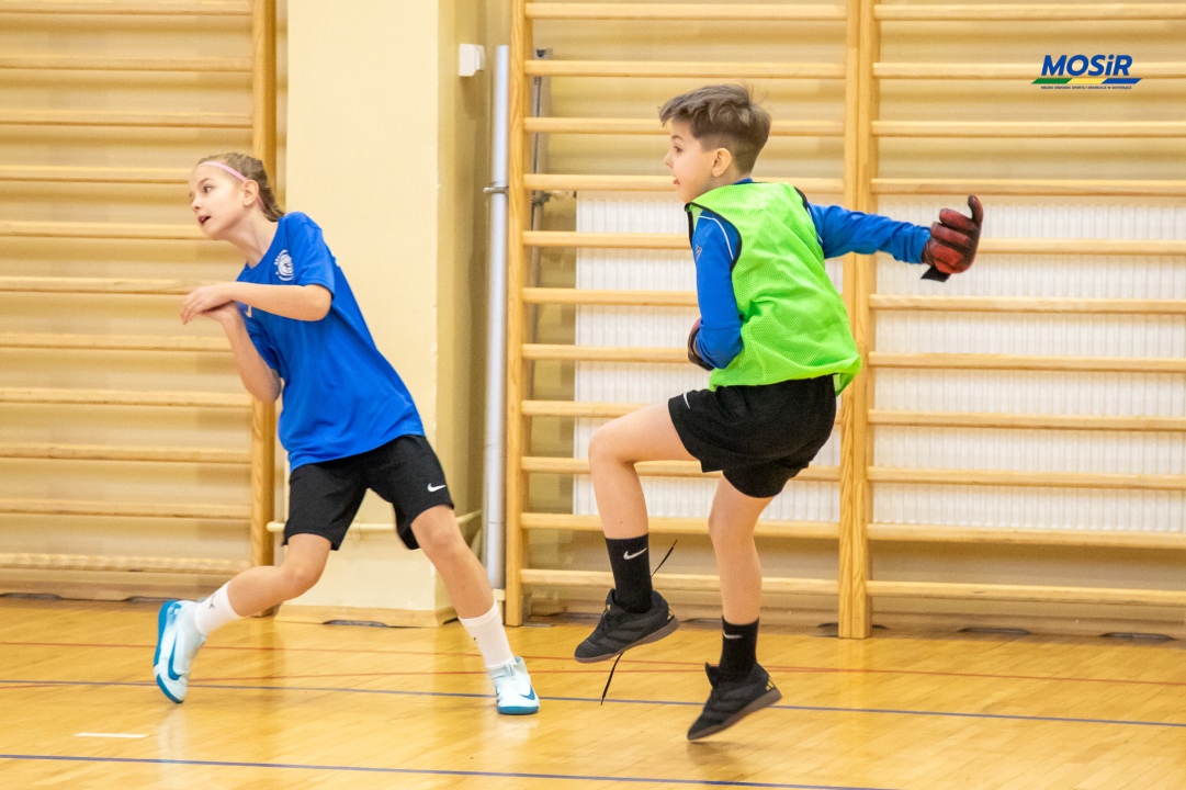 Turniej piłki nożnej Ostrołęka ferie 2025 - zdjęcie #40 - eOstroleka.pl